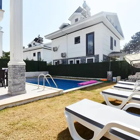 Villa Oeluedenizin Villalari Fethiye